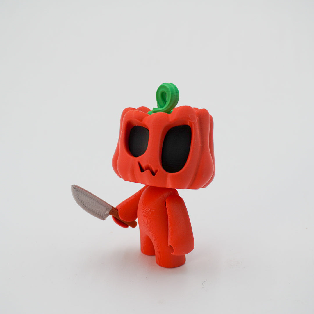 Pumpkin Carver - Figurine - 3"